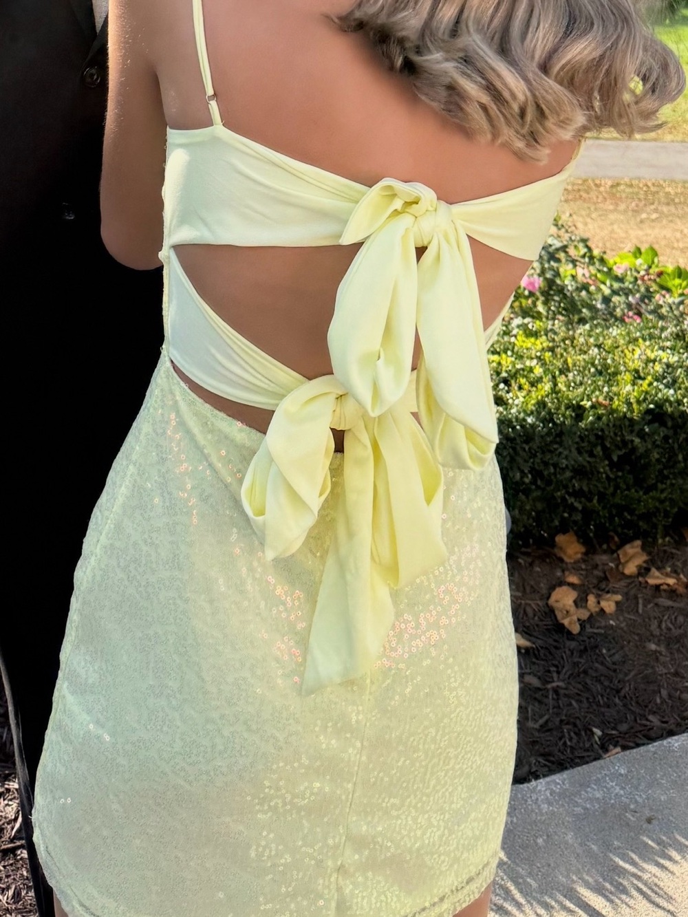 Lucy in the Sky Yellow/ Iridescent Sequin Homecoming Mini Dress size S - Picture 5 of 5